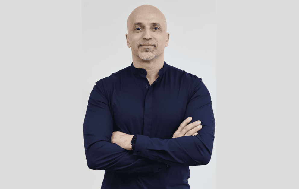 La Madre Thierry Salah Démocratiser L'accès À Une Information Utile, Fiable, Actionnable, Pour Accroître L'égalité Des Chances Auprès Des Jeunes.