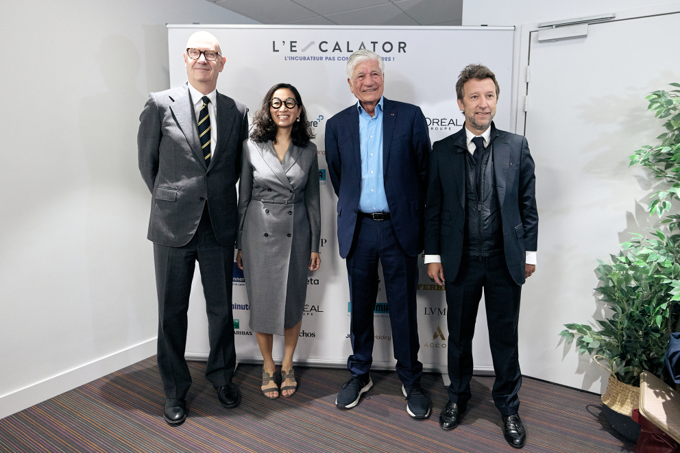 Retouche Ceremonie Escalator 17
